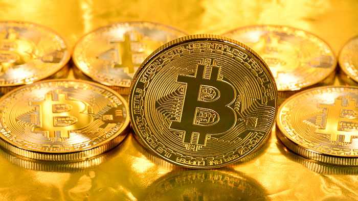 Bitcoin lyfter på Facebook-uppgifter - bitcoin-700_binary_6958520.jpg