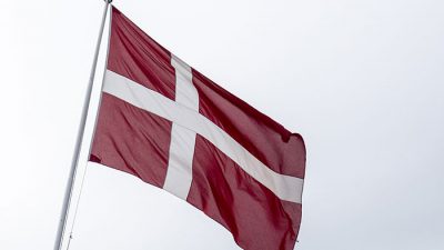 danmark-dansk-flagga-700_binary_6973716.jpg