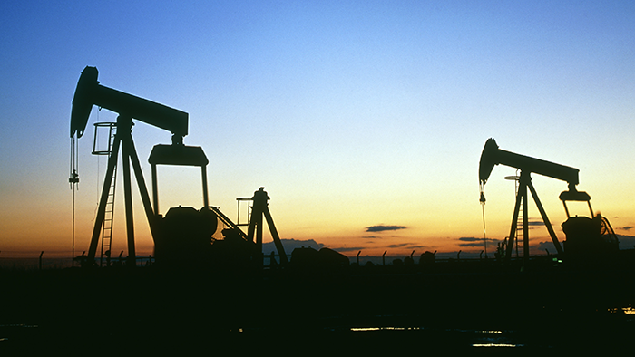 Oljepriserna rusar efter skärpta Iran-sanktioner - olja-700_binary_6949970.png