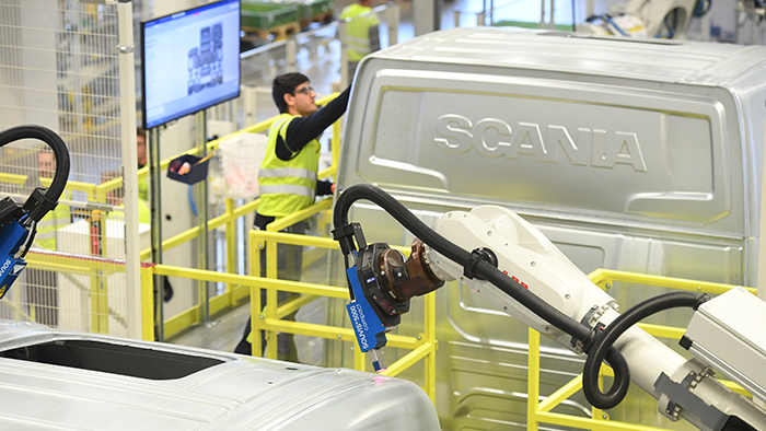 Volkswagen kan inleda notering av Scania nästa vecka - scania-fabrik-700_binary_6951425.png