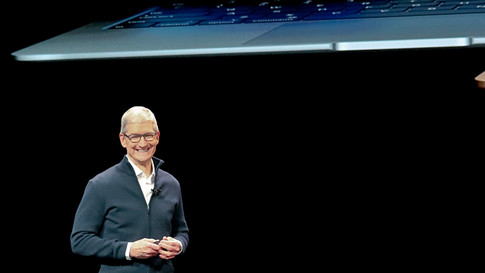 Apple över förväntan – aktien steg i efterhandeln - tim-cook-apple_binary_6940115.png