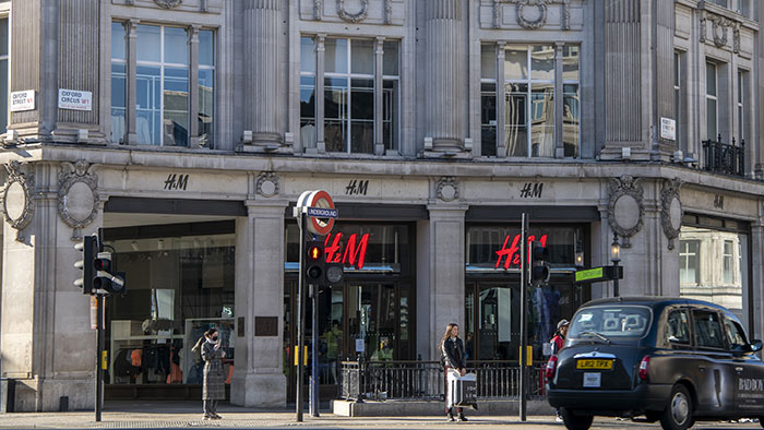 Historiskt spretiga estimat för H&M - hm-corona-london-700_binary_6991475.jpg