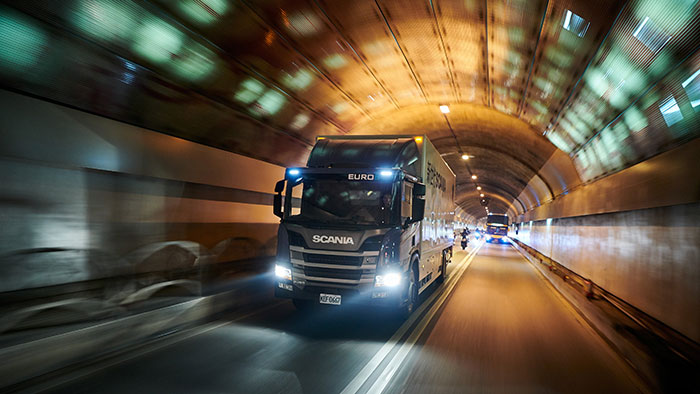 Scania permitterar nästan alla anställda i Sverige - scania-700_binary_6960993.jpg