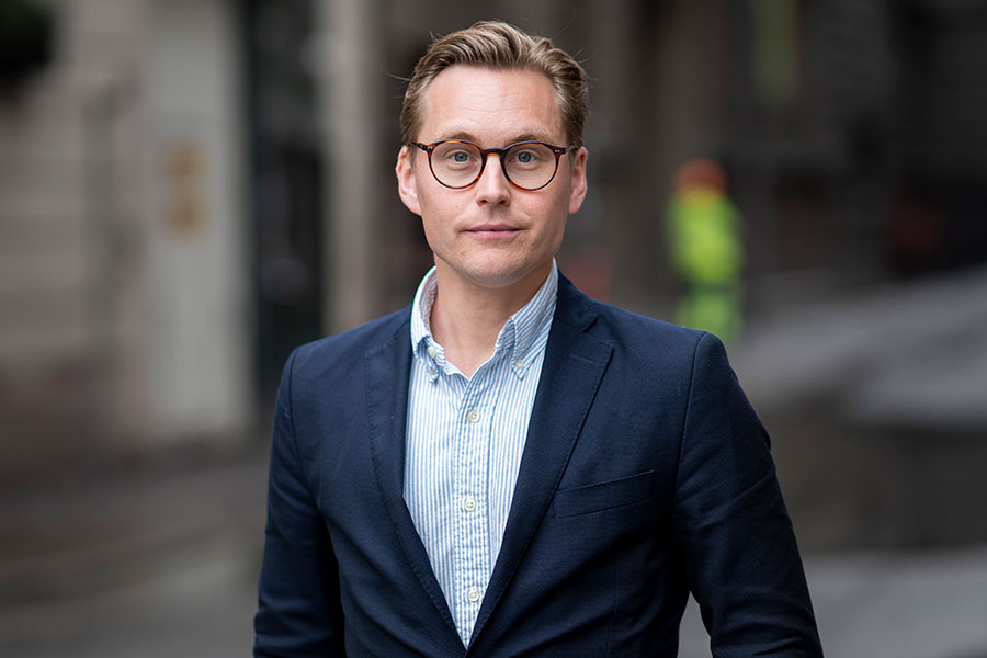 Oscar Carlsson förvaltar Handelsbanken Sverige