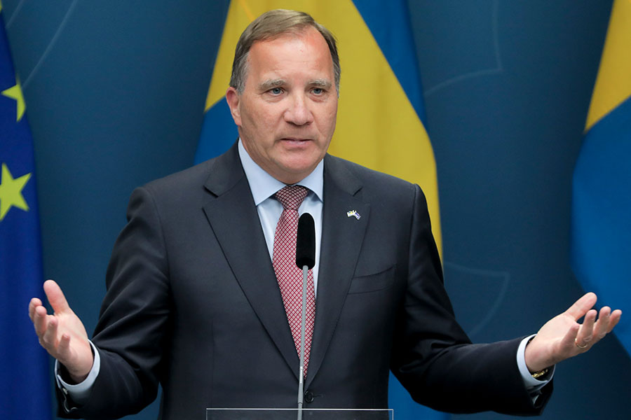 Löfven: Svenska coronastrategin är inte misslyckad - lofven-900