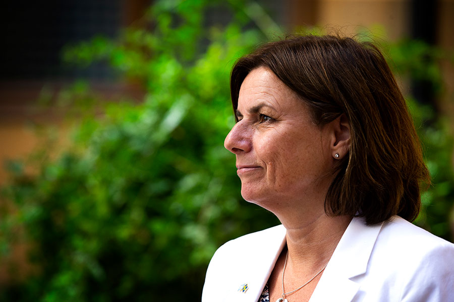 Vice statsminister Isabella Lövin lämnar politiken - isabella-lovin-900