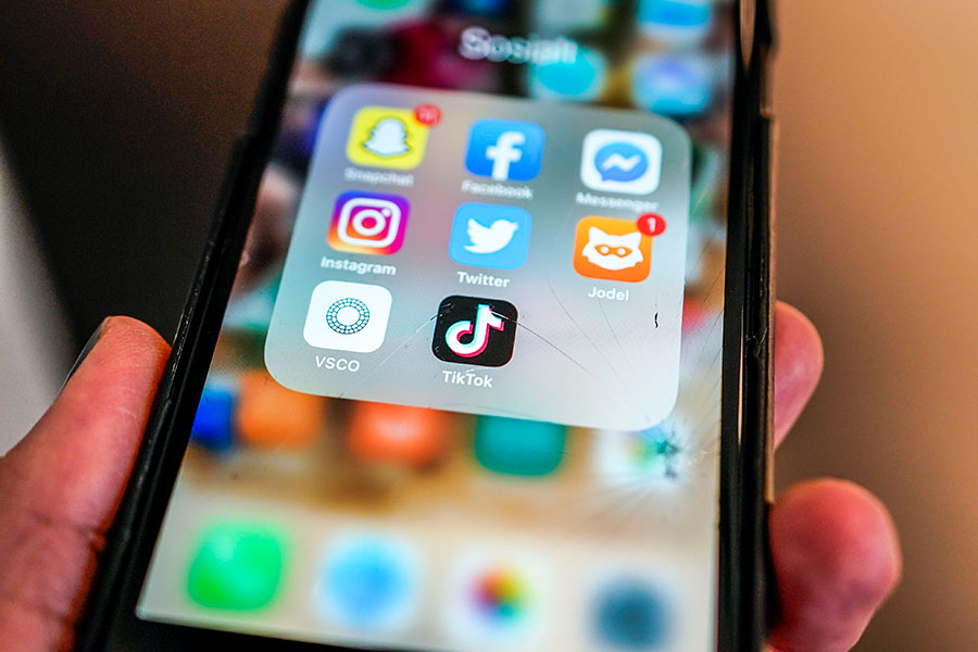 Domare stoppar temporärt Trumps förbud av Tiktok - tiktok-900