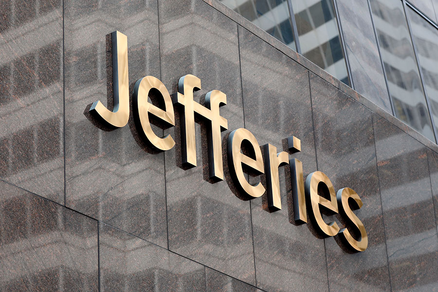 Jefferies backar i förhandeln efter rapporten - jefferies-900