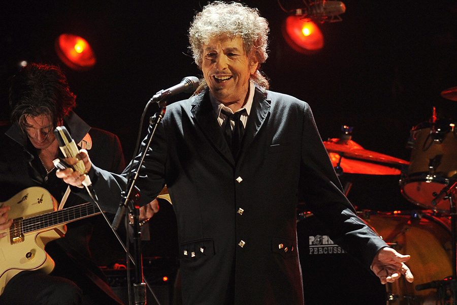 Dylan sålde musikkatalog – stäms av tidigare medarbetare - Bob Dylan