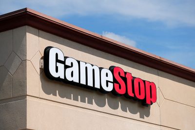 Gamestop rasade på rapport och VD-byte