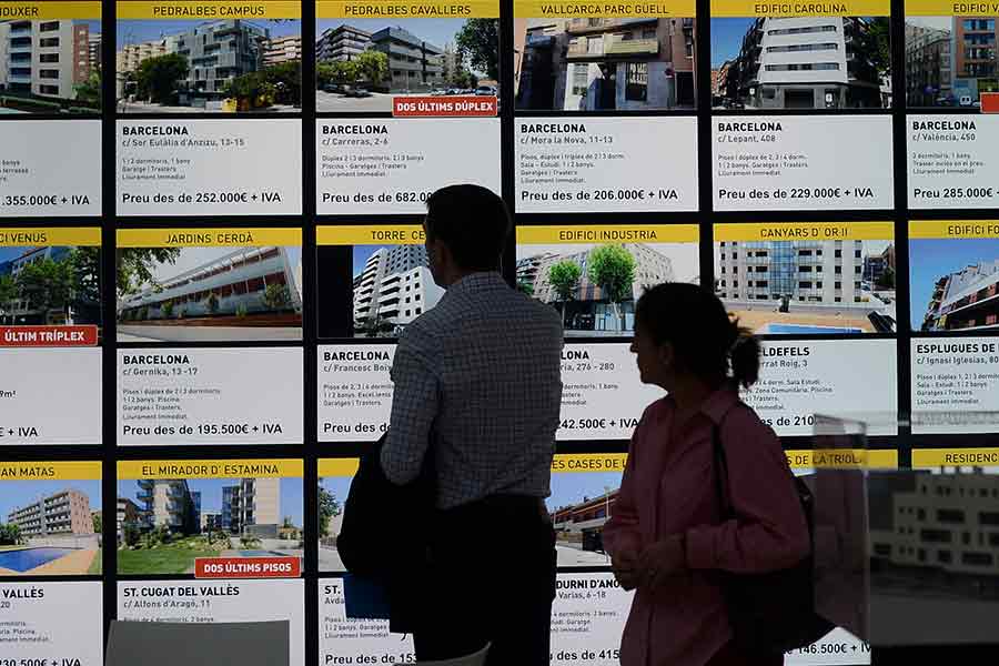 Nordea tror bostadspriserna rasar med 15%: ”Tvärbromsar” - bostad-barcelona-spanien-900