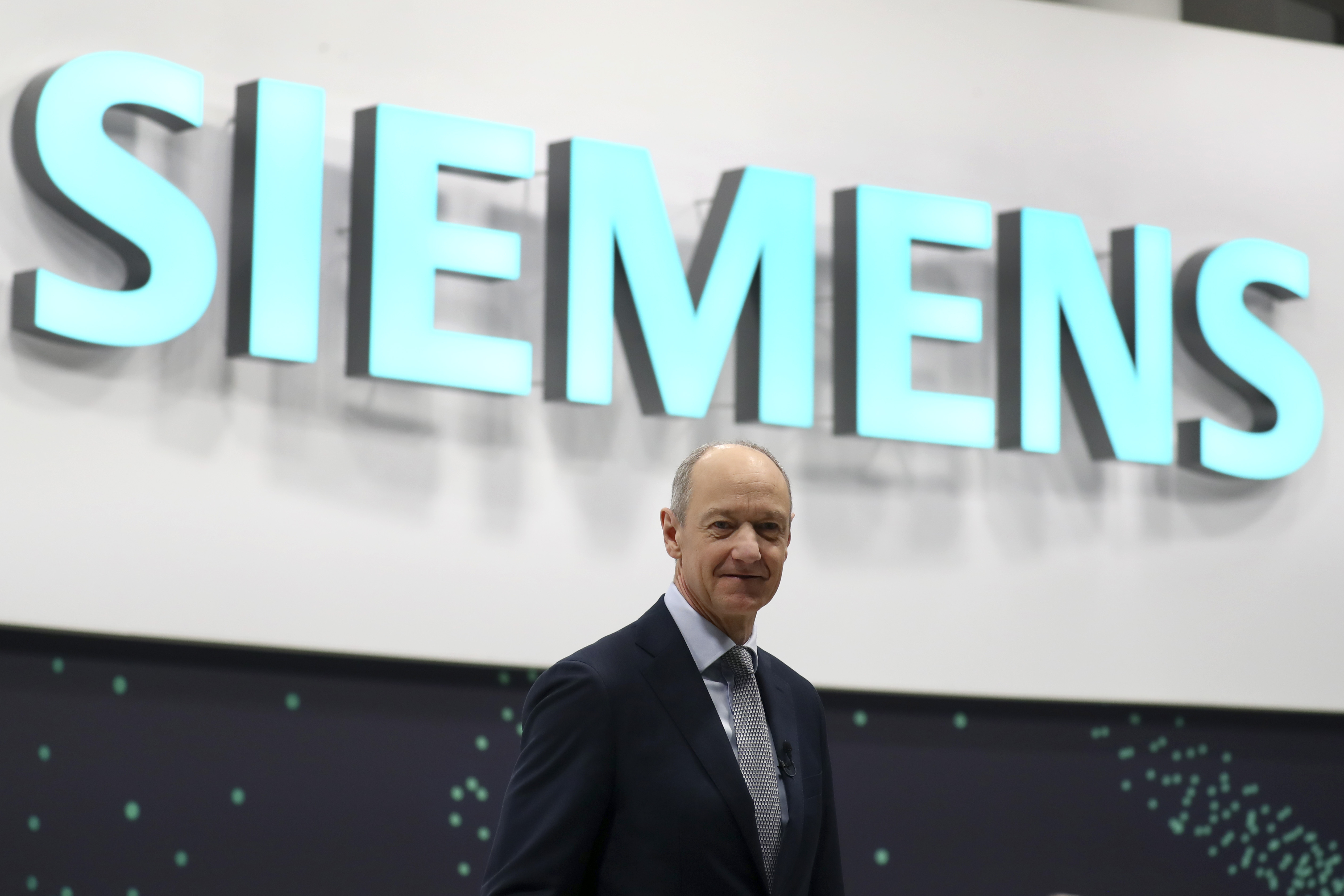 Siemens skär ned med runt 6 000 jobb globalt