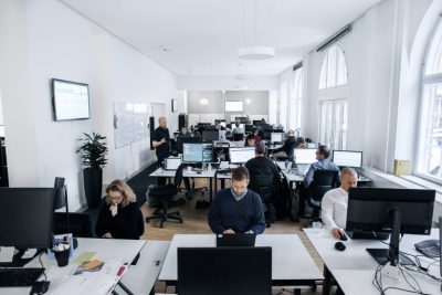 Karnov Group tar upp kreditfaciliteter om 270 miljoner euro