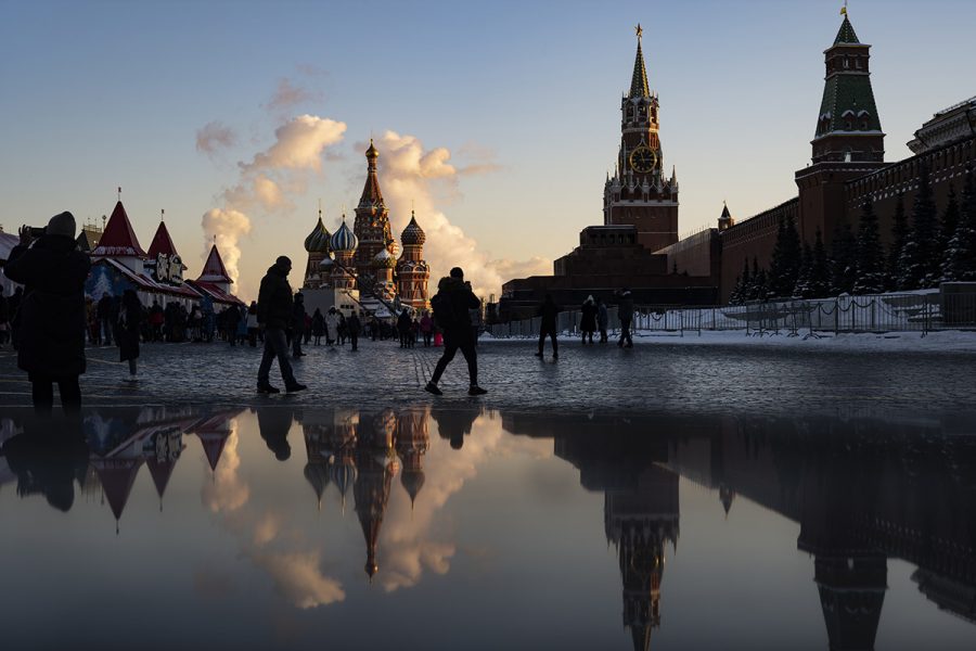 Ryska åklagare varnar västerländska bolag för tillgångsbeslag och arresteringar - Russia Daily Life