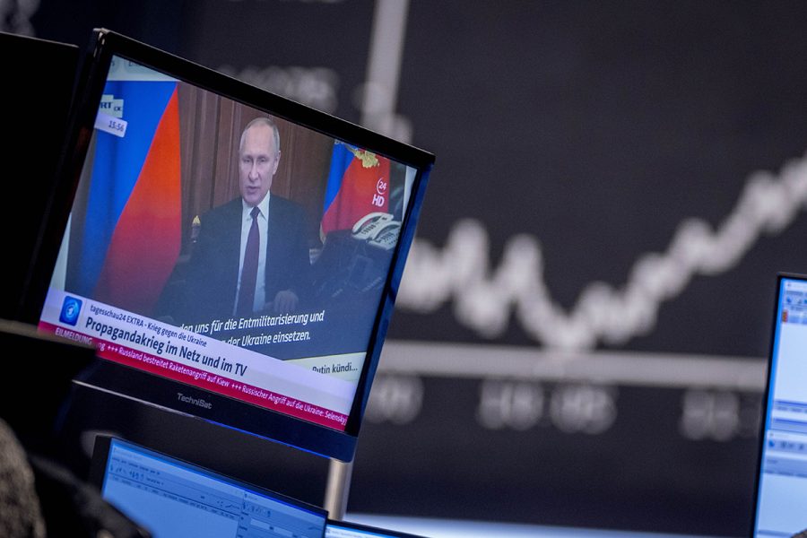 Moskvabörsen steg under begränsad handel - Ukraine Invasion Russia Propaganda