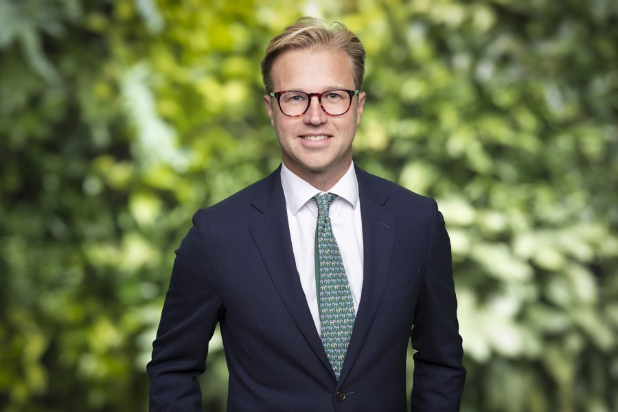 Niklas Larsson förvaltar fonden Cliens Global Småbolag. Foto: Pressbild.