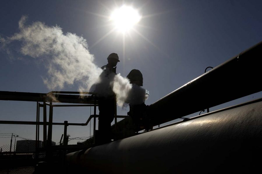 Saudiarabien varnar för minskad oljeproduktion – priserna stiger - Olja
