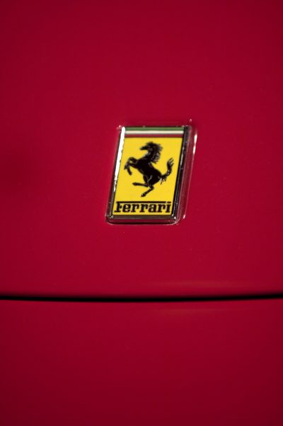Ferrari höjer helårsprognoser efter starkt andra kvartal
