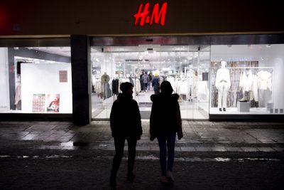 Handelsbanken sätter köp på H&M