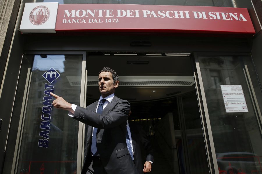 Världens äldsta bank rasar 25% – ska ta in miljarder i nyemission - Italy Banks