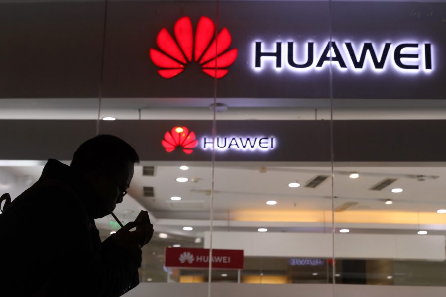 USA förbjuder import och försäljning av teknik från Huawei och ZTE - FCC Restricting Chinese Telecom