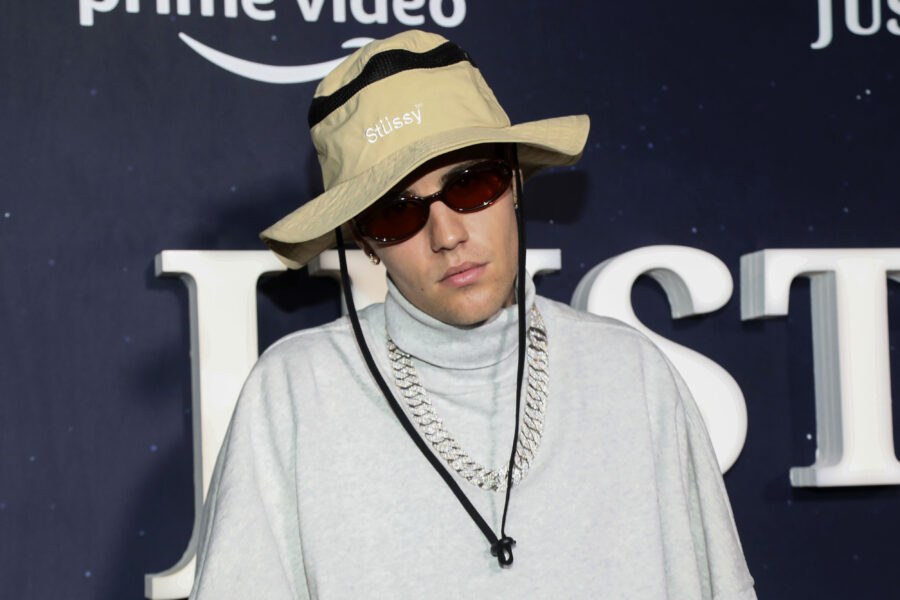 H&M agerar – efter kritiken från Justin Bieber - NY Premiere of ”Justin Bieber: Our World”
