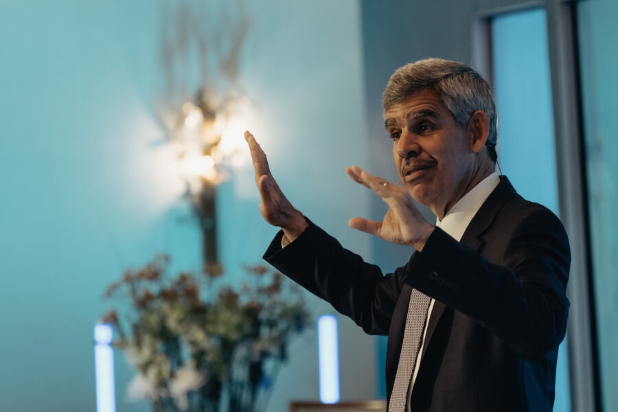 Mohamed El-Erian tror inte på räntesänkning från Fed nästa år - Skagenfondene Nyttårskonferansen 2023