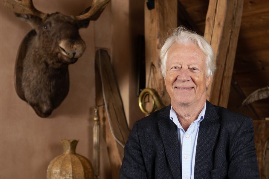 Gerald Engström i Jernbaren på familjens Färna herrgård utanför Skinnskatteberg. Foto: Sven Lindwall / Bildbyrån