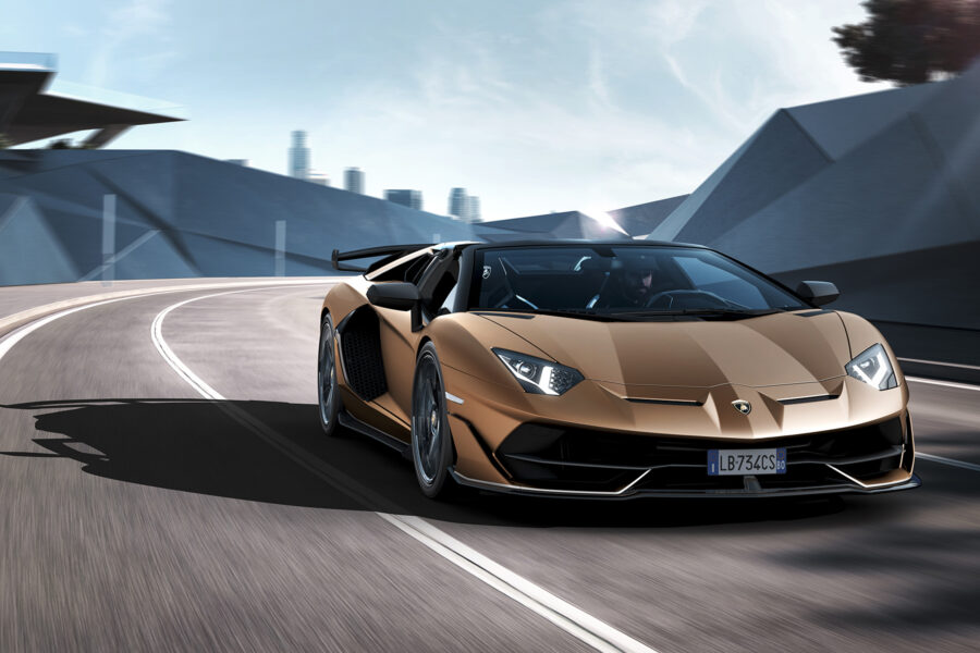 Lamborghini sålde fler än 10 000 bilar 2023 - Lamborghini