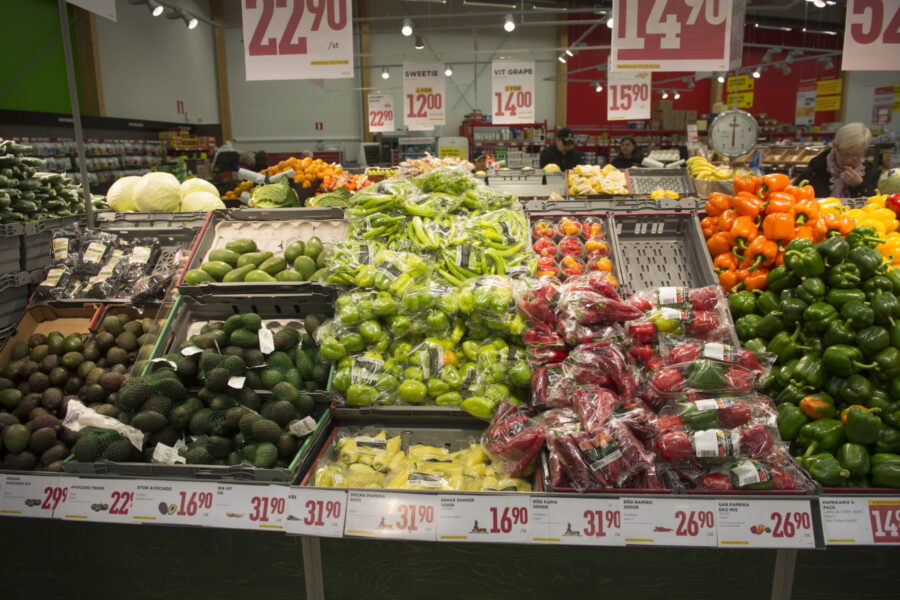 Matpriserna steg under oktober - GRÖNSAKSAVDELNING