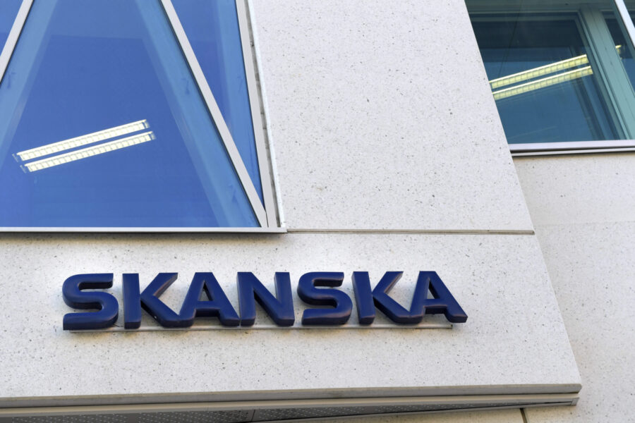 Skanskas finanschef Magnus Persson slutar - Skanska – multinationell byggkoncern.