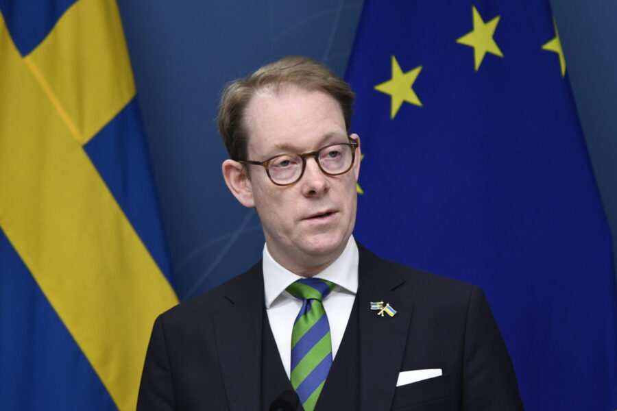 Utrikesminister Billström: Kan bli aktuellt för Sverige att stötta insatserna i Röda havet - WEB_INRIKES