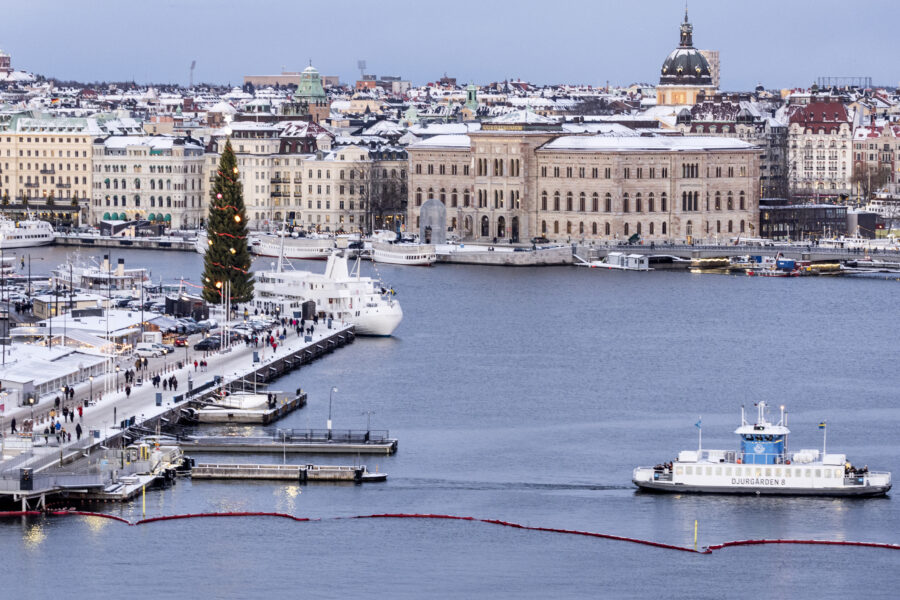 Sveriges BNP minskade i februari – men steg på årsbasis - WEB_INRIKES
