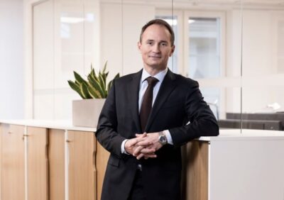 Hoist rörelseresultat minskade