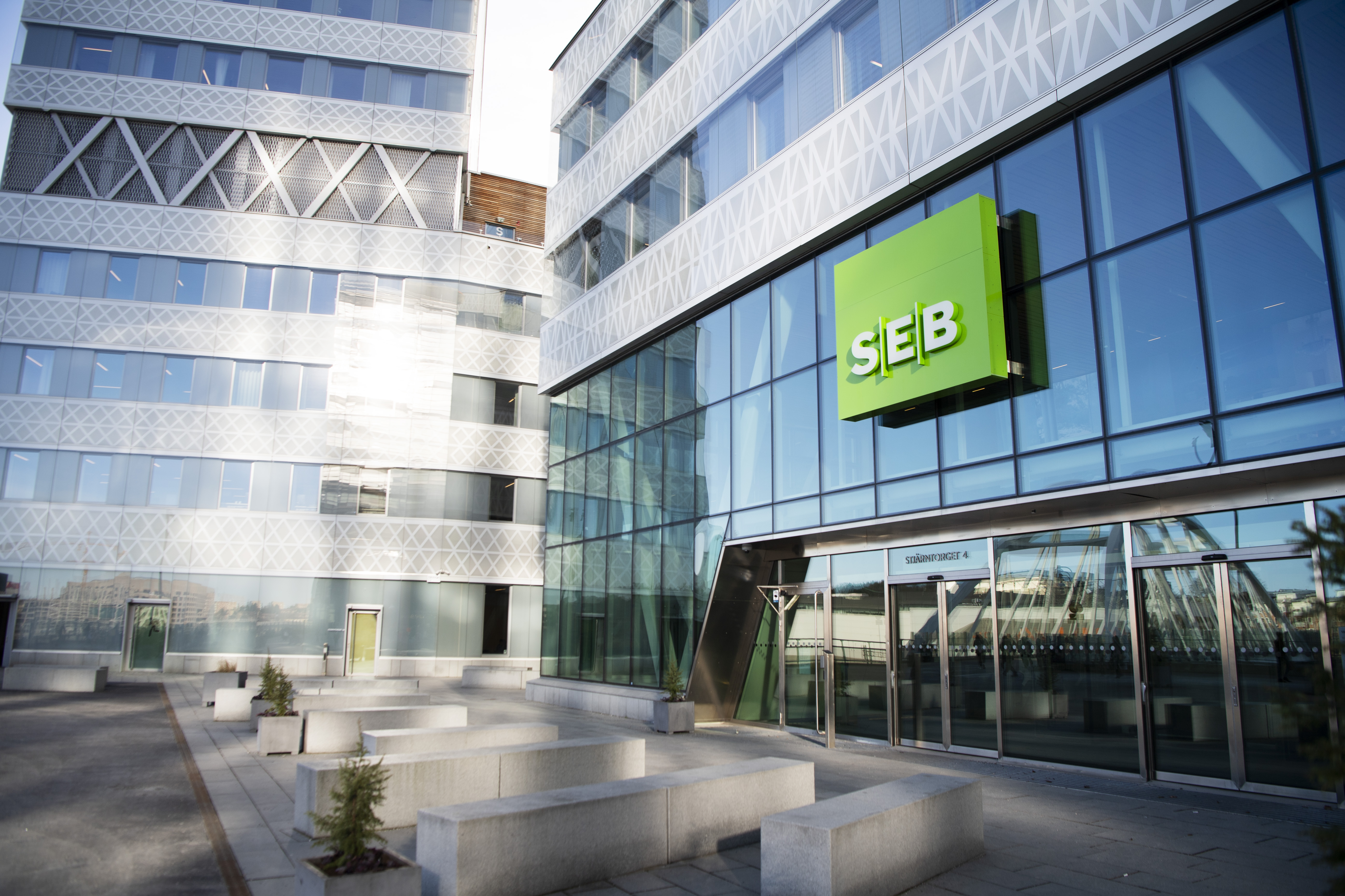 SEB spår kapplöpning mellan räntesänkningar och recessionsrisker