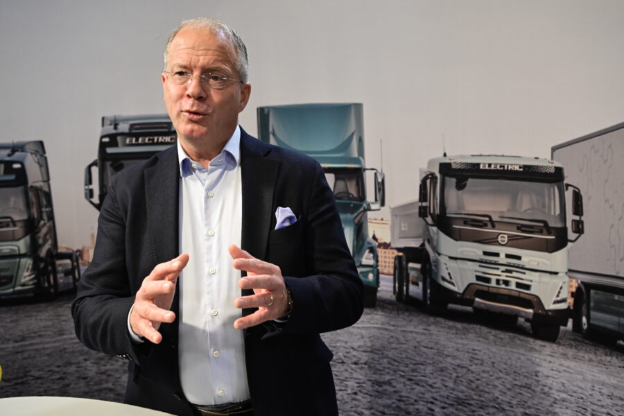 Volvos VD: Har inte avknoppning av anläggningsmaskinerna på agendan - WEB_INRIKES