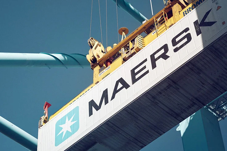 Maersk slår förväntningarna och höjer prognosen - Maersk