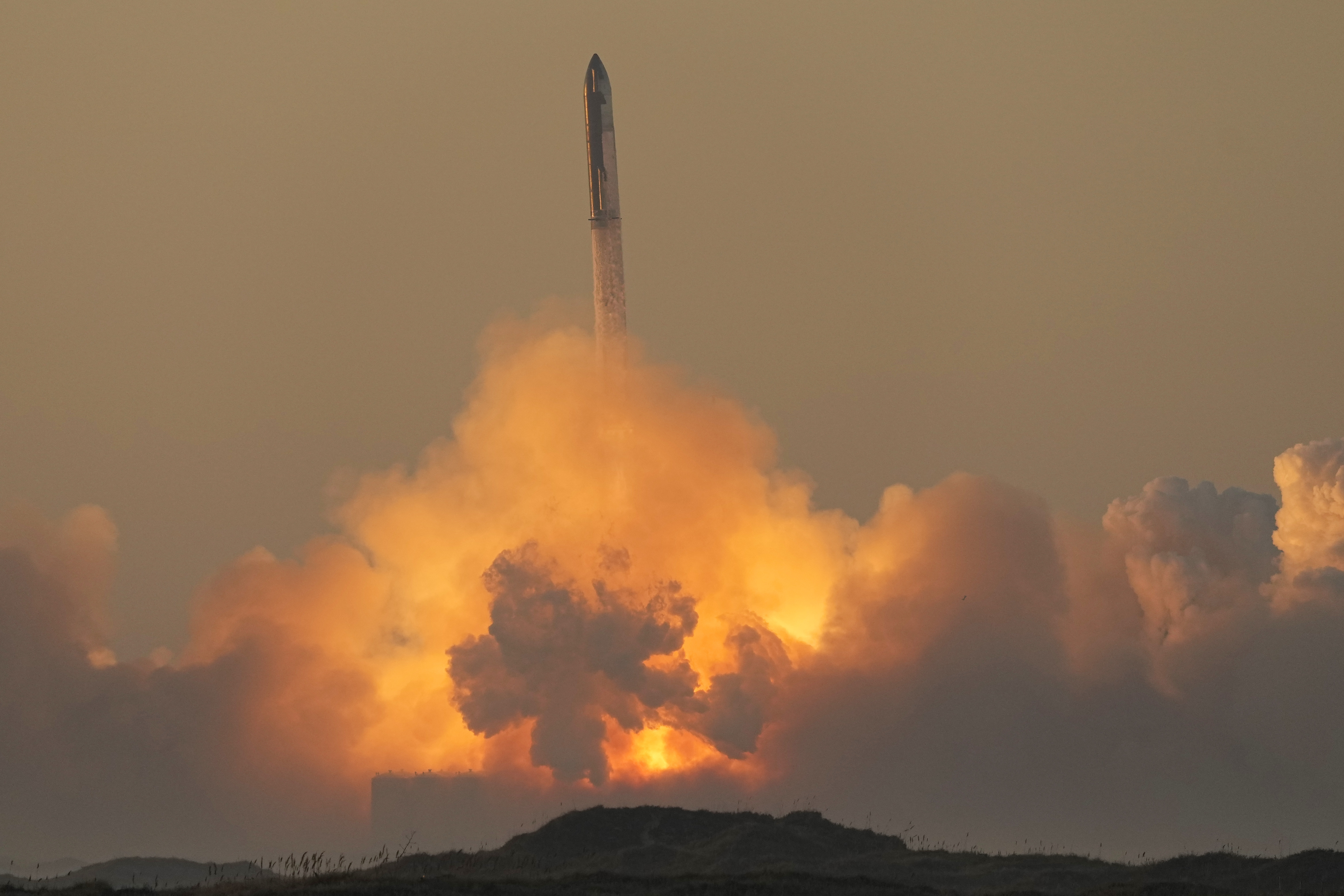 SpaceX testflygning med Starship slutade med explosion