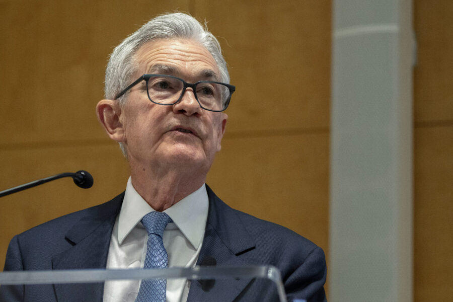 ”Fed måste sänka räntan fem gånger 2024 för att undvika recession” - Federal Reserve Powell