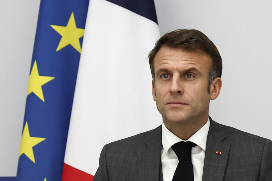 Emmanuel Macron: Ukrainas allierade ska ”inte vara fegisar” - France G20