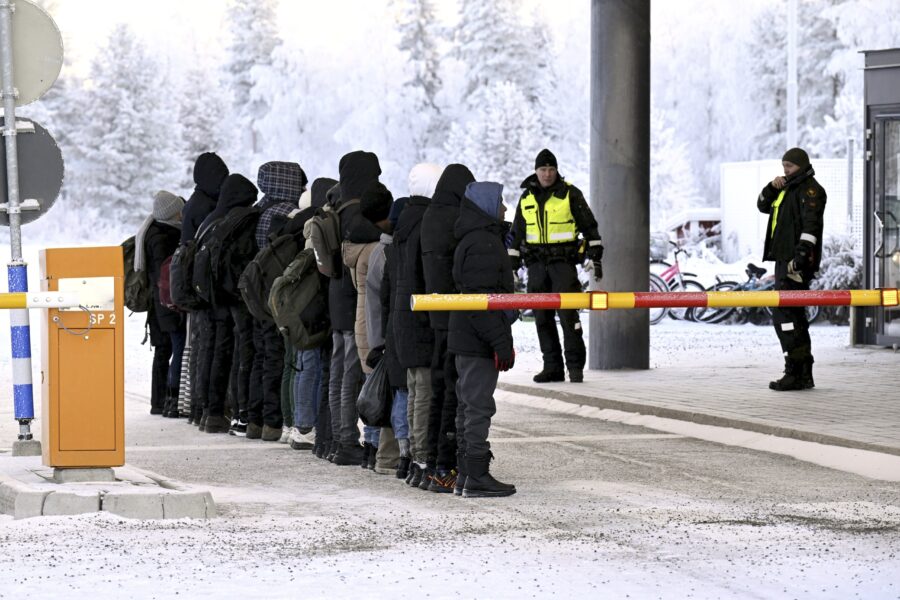 Finland lämnar bara en gränsövergång öppen mot Ryssland - Migration Finland Russia