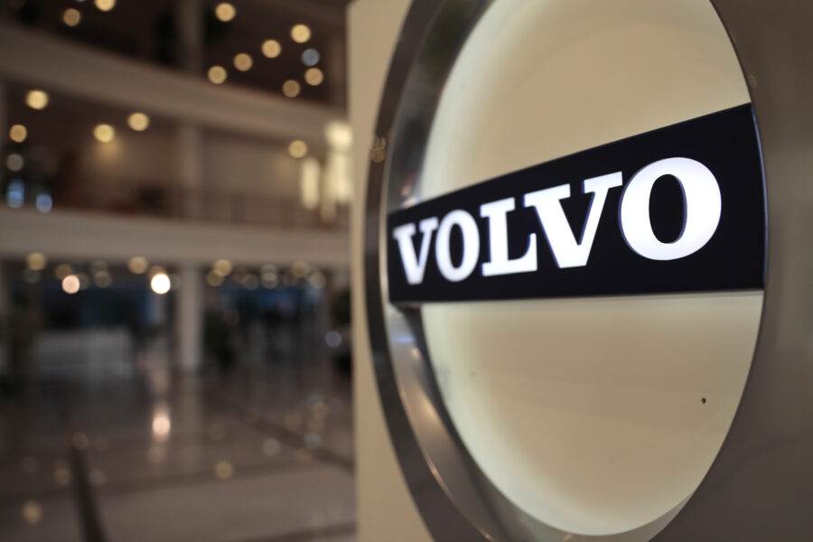 Geely dumpar aktier i Volvo för 7 miljarder - Sweden Volvo IPO