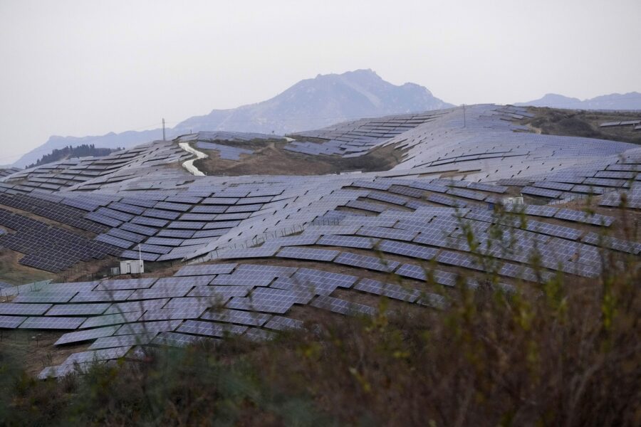 Världens största solenergibolag skär ner – 30% får gå - China