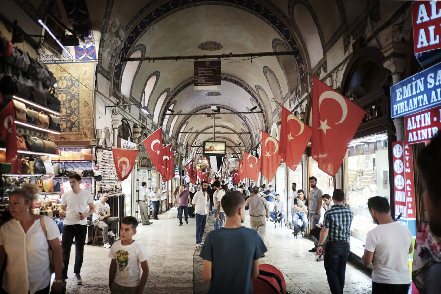 Turkiet höjer styrräntan oväntat – till 50% - ISTANBUL GRAND BAZAAR