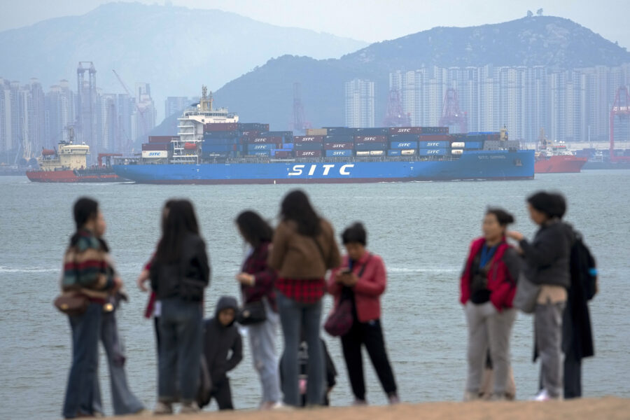 Kinas export steg mer än väntat under januari-februari - World Bank Global Economy