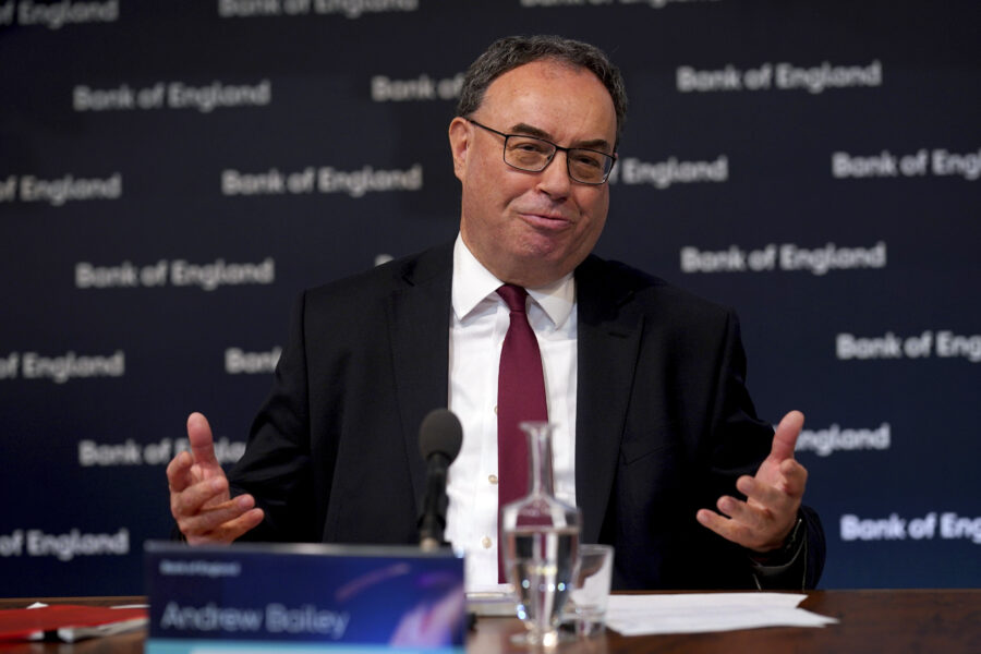Bank of England lämnar styrräntan som väntat oförändrad - Britain Economy