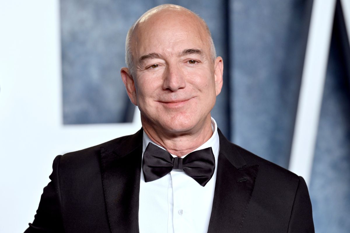 Bezos säljer aktier i Amazon för 737 miljoner dollar