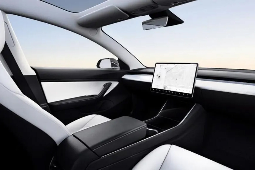 Tesla föll 10% på försenad robotaxi - Tesla Robotaxi robot taxi