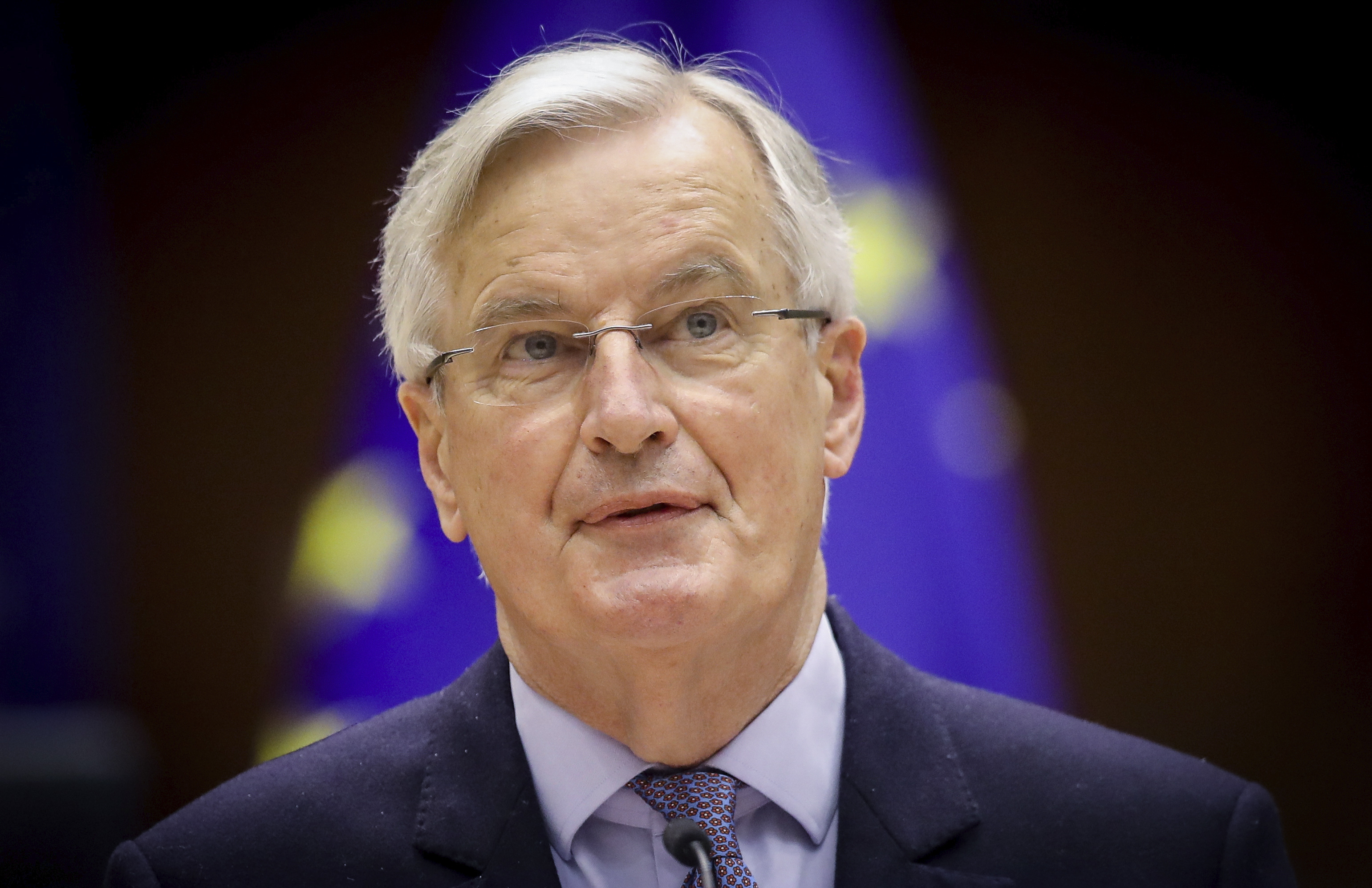 Macron överväger Michel Barnier som premiärminister - Reuters