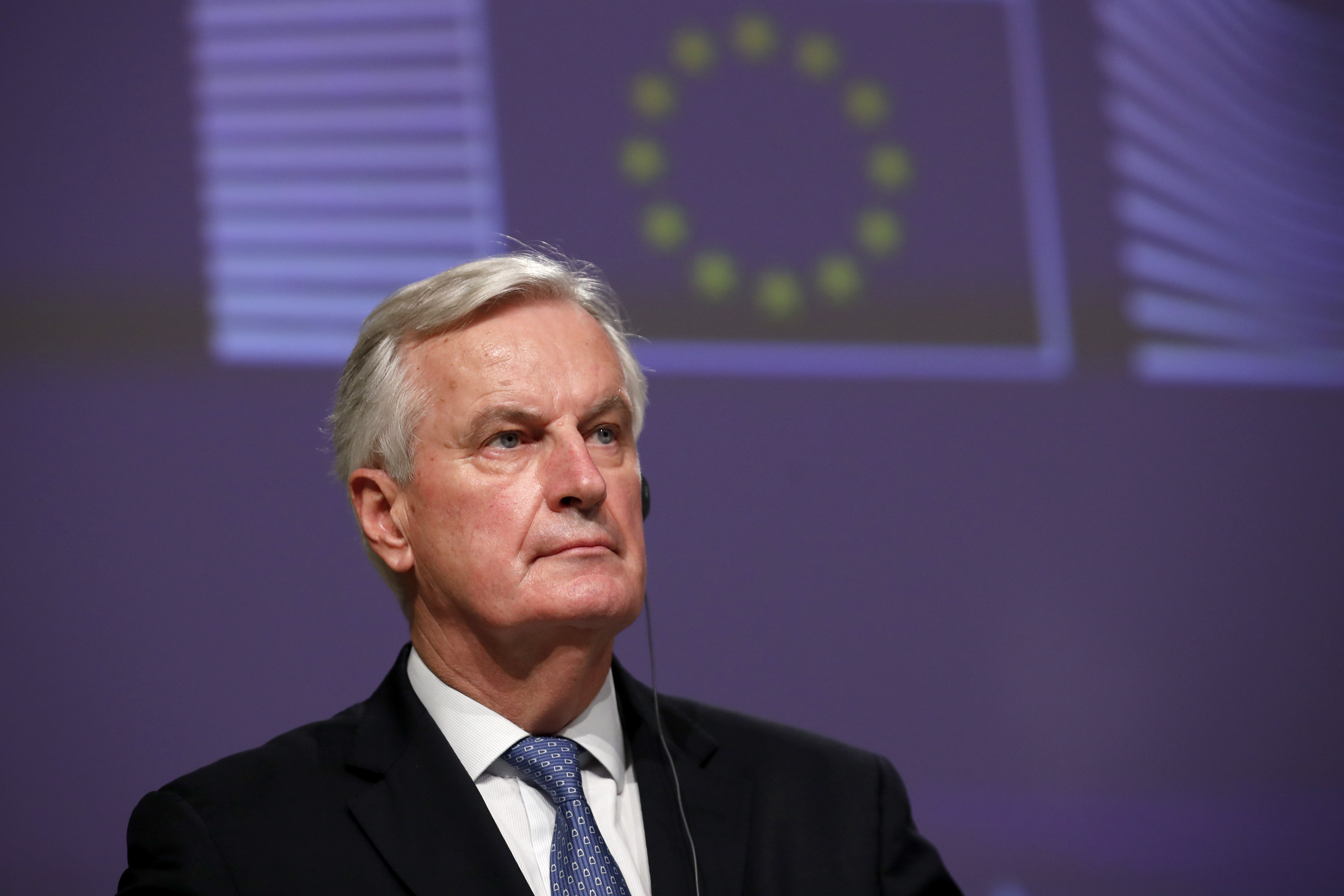 Macron utser Michael Barnier till ny premiärminister
